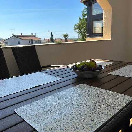 Rina Appartement *
